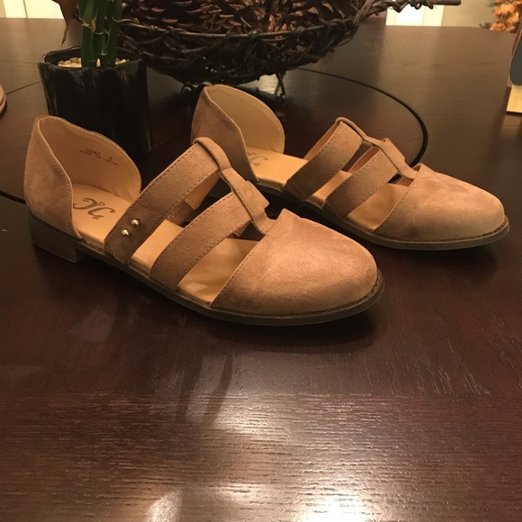 EXCELLENT CONDITION! - Picture 2 of 8